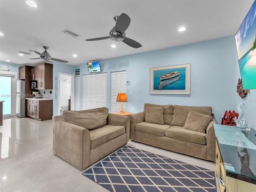103b-315 Van Buren St, Hollywood, FL, 33019-1724 | Card Image