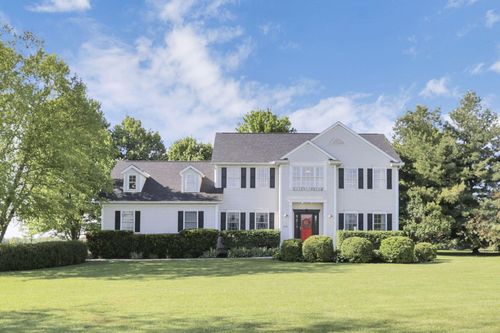 104 Grand Pointe Dr, Hebron, OH, 43025-9483 | Card Image