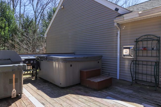 13 Jonathan Ln, House other with 4 bedrooms, 3 bathrooms and null parking in Bow NH | Image 37