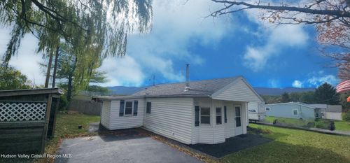 231 Stone Bridge Rd, Cornwallville, NY, 12418-1009 | Card Image