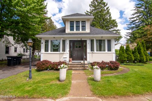 2 Ritchie Place, Saratoga Springs, NY, 12866 | Card Image