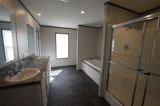 3410 King Rd, Home with 3 bedrooms, 3 bathrooms and null parking in North Zulch TX | Image 5