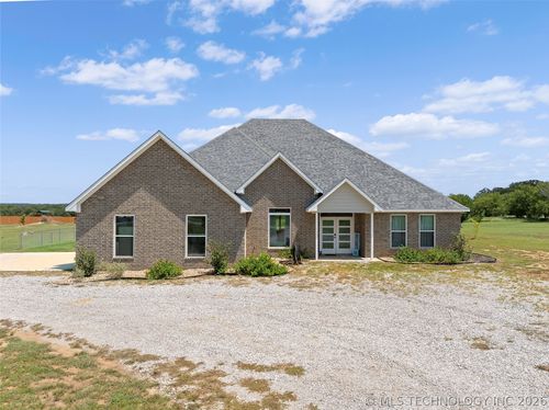 30 Lobo Ln, Lone Grove, OK, 73443 | Card Image