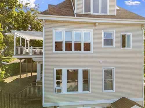 apt-2-13 Whiting St, Plymouth, MA, 02360-8112 | Card Image