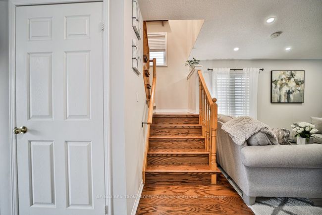 950 Taggart Cres, House other with 3 bedrooms, 3 bathrooms and 2 parking in Oshawa ON | Image 21