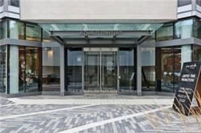 4612 - 45 Charles St E, Condo with 2 bedrooms, 2 bathrooms and 1 parking in Toronto ON | Image 1