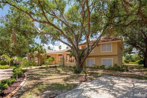 2400 Palmhurst Dr, Palmhurst, TX, 78573-8348 | Card Image