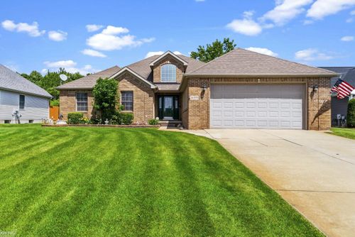 16355 Red Fox Trl, Linden, MI, 48451-9171 | Card Image