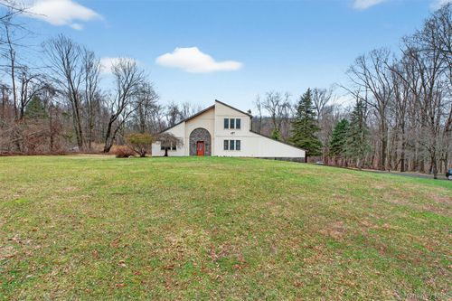 11 Dill Hill Rd, Hopewell Junction, NY, 12533-5557 | Card Image