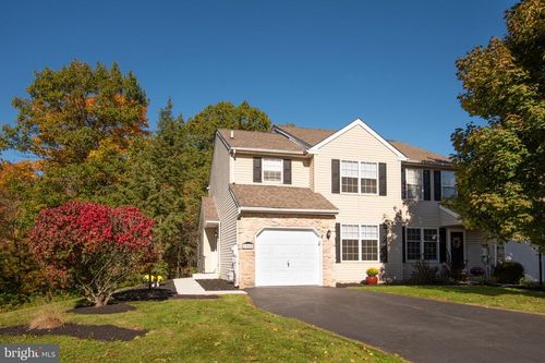 1262 Oxford Cir, LANSDALE, PA, 19446-6607 | Card Image