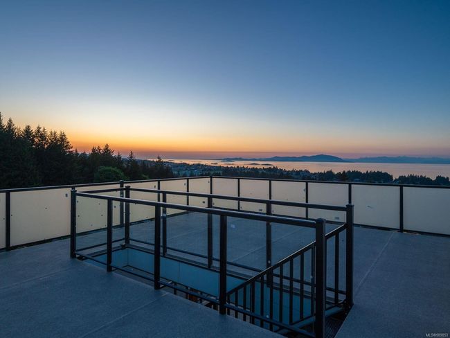 5391 Kenwill Dr, House other with 6 bedrooms, 6 bathrooms and 4 parking in Nanaimo BC | Image 77