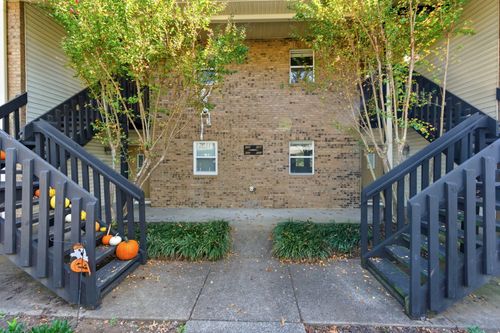 2009 Emery Ln, Franklin, TN, 37064-8925 | Card Image