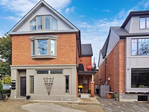 203 Rushton Rd, Toronto, ON, M6G3J2 | Card Image