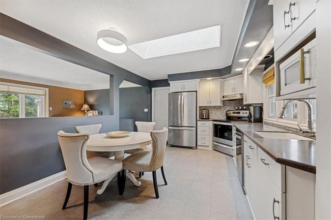 13 Lorimer St, House other with 3 bedrooms, 2 bathrooms and 7 parking in Fonthill ON | Image 11