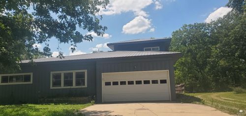 329 Elm St, Marion, KS, 66861-1525 | Card Image