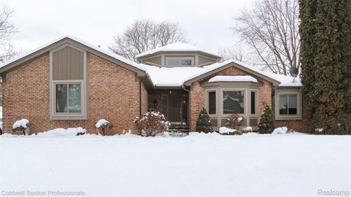 1671 Apple Dr, Troy, MI, 48098-1957 | Card Image