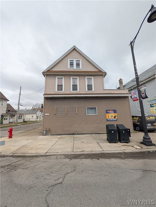 1881 Clinton St, Buffalo, NY, 14206-3203 | Card Image