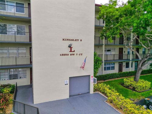 apt-412l-13250 Sw 7th Ct, Pembroke Pines, FL, 33027-7022 | Card Image