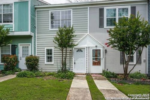 12231 Magnolia Blossom, San Antonio, TX, 78247-4248 | Card Image
