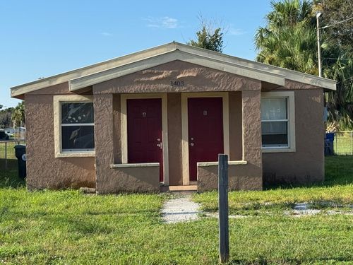 1403 Avenue M, Fort Pierce, FL, 34950-3289 | Card Image