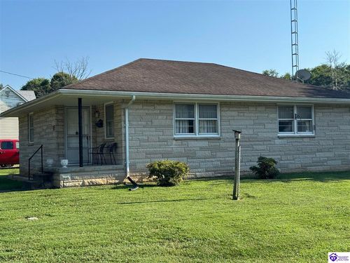 303 Oak St, Cloverport, KY, 40111-1352 | Card Image