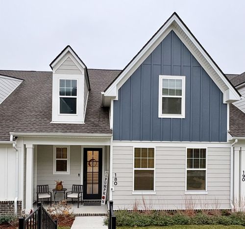 180 Sidlaw Pass, Smyrna, TN, 37167-8813 | Card Image