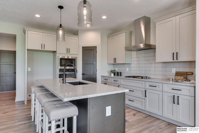 11106 N 161 St St, House other with 5 bedrooms, 3 bathrooms and 3 parking in Bennington NE | Image 14