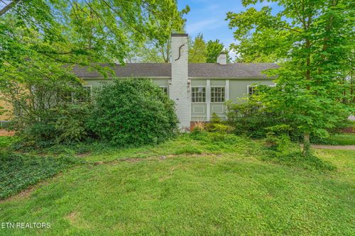 726 Scenic Dr, Knoxville, TN, 37919-7634 | Card Image