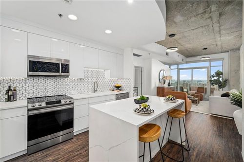 apt-1116-250 Pharr Rd Ne, Atlanta, GA, 30305-2277 | Card Image