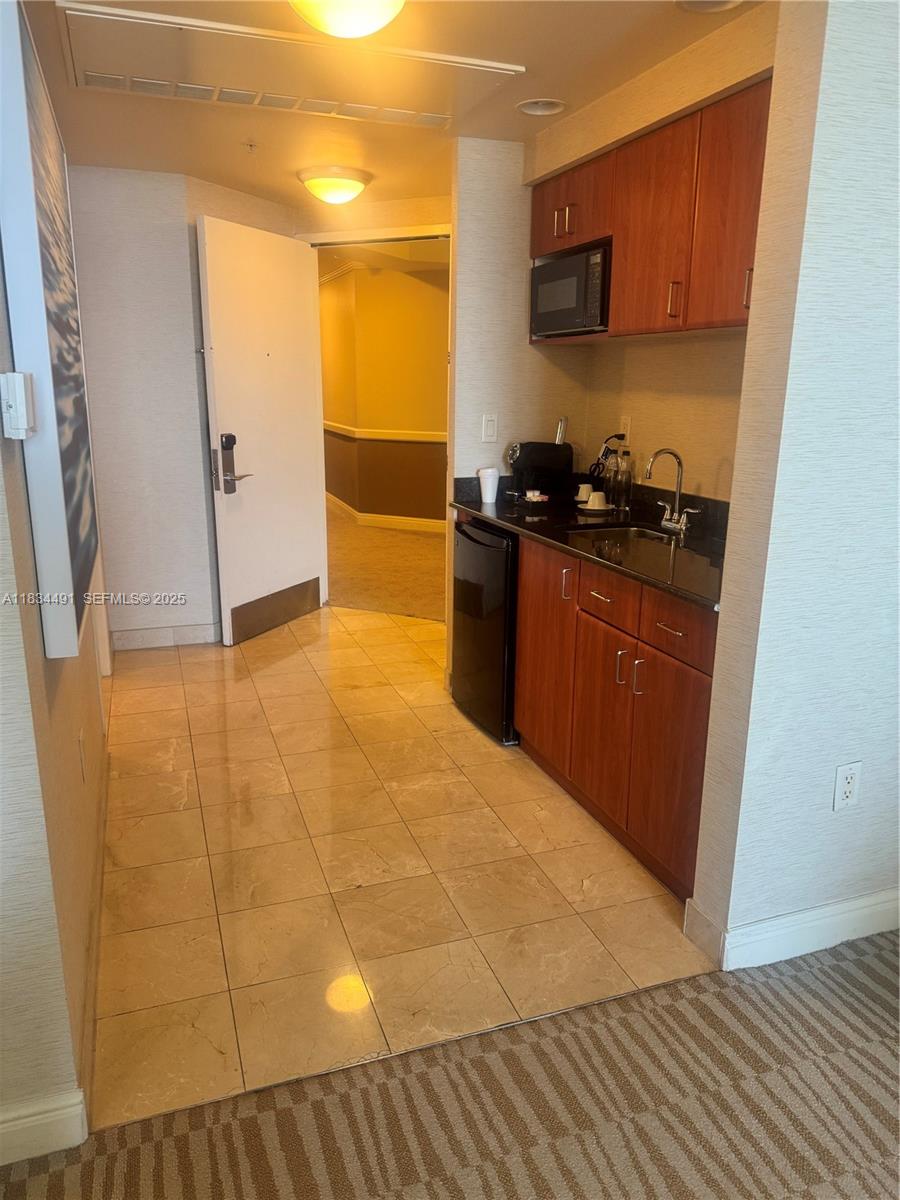 Residential in Sunny Isles Beach 5