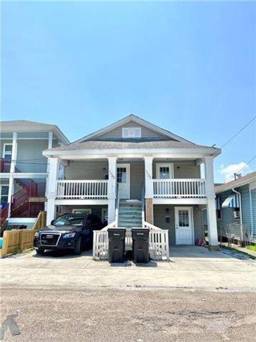 1130 32 S Genois Street, New Orleans, LA, 70119 | Card Image