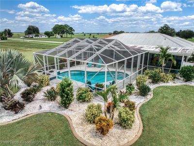 424 Floral Drive, House other with 4 bedrooms, 2 bathrooms and null parking in Sebring FL | Image 3