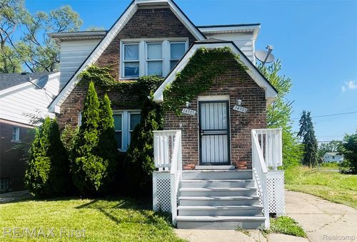 14903 Mapleridge St, Detroit, MI, 48205-3090 | Card Image