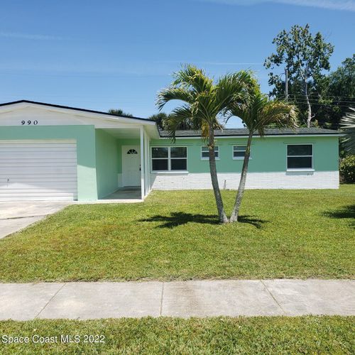 990 Butia St, Merritt Island, FL, 32953-4520 | Card Image