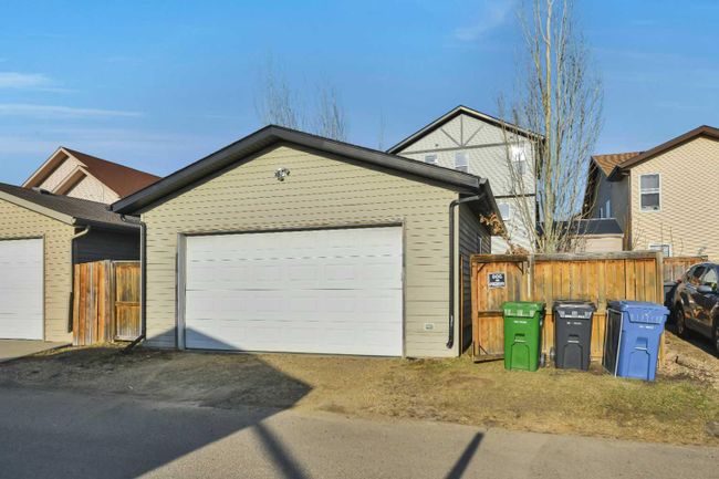 155 Inkster Close, Home with 3 bedrooms, 3 bathrooms and 2 parking in Red Deer AB | Image 32
