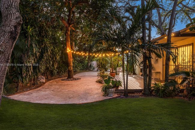 700 Ne 155 Th St, House other with 3 bedrooms, 2 bathrooms and null parking in Miami FL | Image 29
