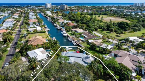 2432 Ne 22nd Ave, Lighthouse Point, FL, 33064-8333 | Card Image
