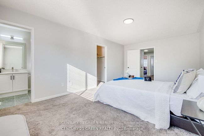 607 Willmott Cres, House attached with 4 bedrooms, 4 bathrooms and 2 parking in Milton ON | Image 22