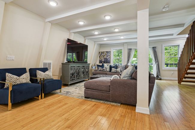 958 Essex Rd, House other with 3 bedrooms, 3 bathrooms and null parking in Westbrook CT | Image 8