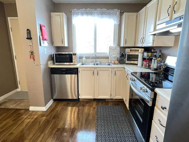 186 Sutherland Avenue, House other with 4 bedrooms, 2 bathrooms and 2 parking in Hinton AB | Image 10