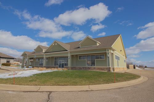 bldg-1-8842 N 32nd St, Richland, MI, 49083-8555 | Card Image