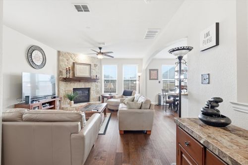 827 Vashon Dr, Allen, TX, 75013-3348 | Card Image