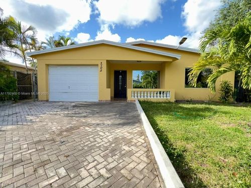 3105 Sw 13th St, Fort Lauderdale, FL, 33312-2712 | Card Image