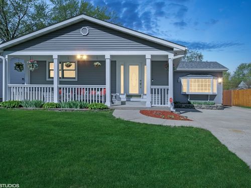 1713 Meadow Ln, McHenry, IL, 60050-3612 | Card Image