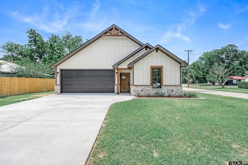 213 Turman St., Mineola, TX, 75773 | Card Image
