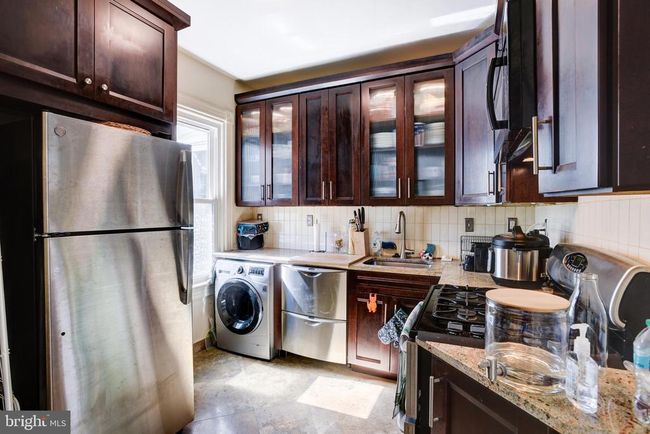 APT-3 - 3020 R St Nw, Condo with 2 bedrooms, 1 bathrooms and null parking in WASHINGTON DC | Image 11