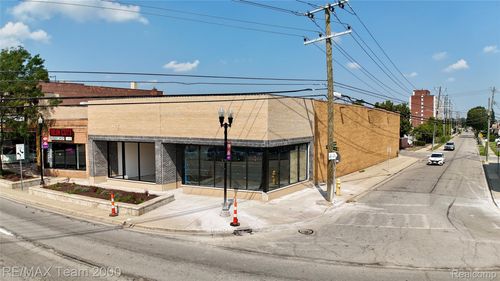 13306 Michigan Ave, Dearborn, MI, 48126-3541 | Card Image