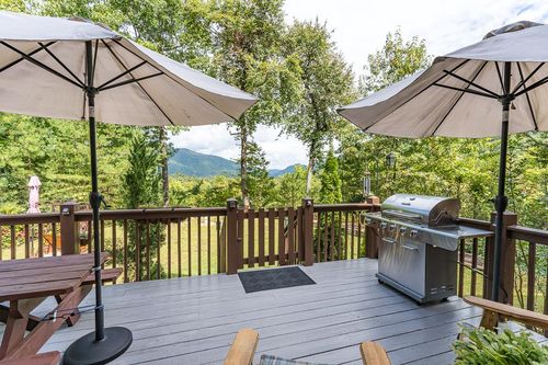 45 Looking Glass Rd, Andrews, NC, 28901-0450 | Card Image