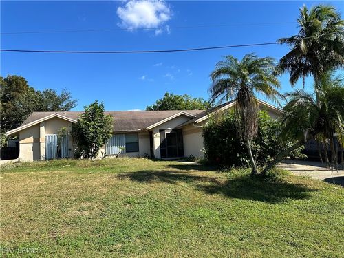 3090 52nd St Sw, NAPLES, FL, 34116-8124 | Card Image