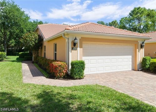 15501 Cortona Way, NAPLES, FL, 34120-0677 | Card Image